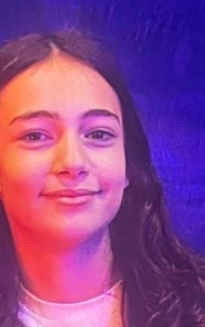 Minoră dispărută de acasă! Poliția a cerut ajutorul comunității pentru a o găsi pe fata de 13 ani