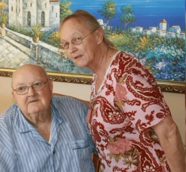 Imagine cu Kathy și tatăl ei înainte să moară