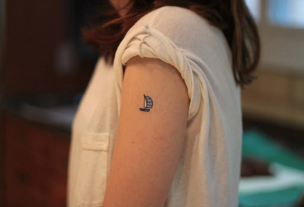 tatuaj mic barca