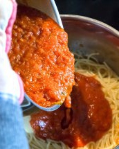 Un sos pentru spaghete in doar 15 minute!