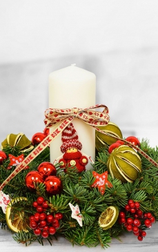 Un Crăciun Fericit cu aranjamente și decorațiuni de Crăciun de la Floria.ro