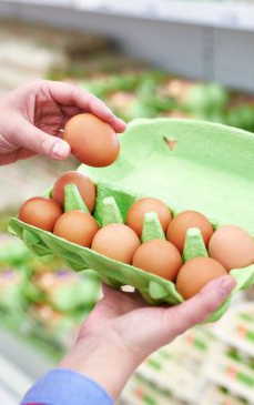 Ouă contaminate cu insecticid au ajuns în România!