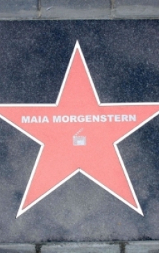 Maia Morgenstern, prima actrita care primeste o stea pe Aleea Celebritatilor