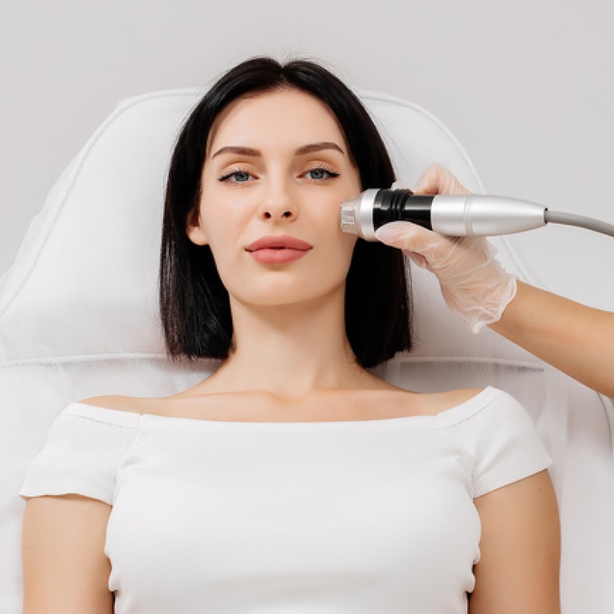 Radiofrecvența facială: beneficii și recomandări
