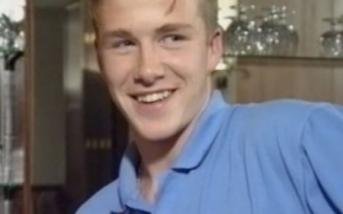 Cum arata David Beckham la 17 ani