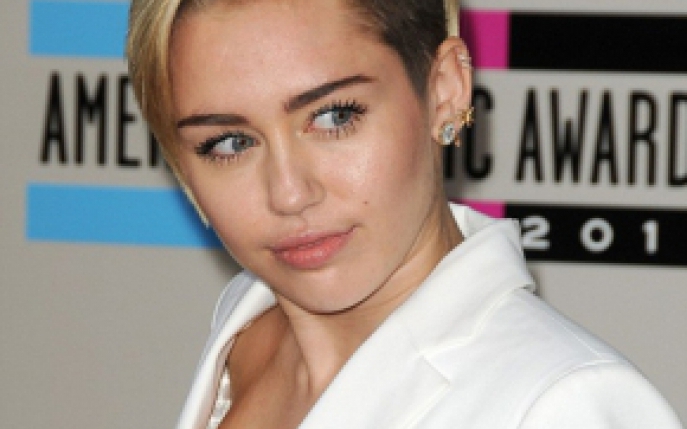 Miley Cyrus este in stare de soc! Hotii i-au furat bunuri in valoare de 100.000 $ 