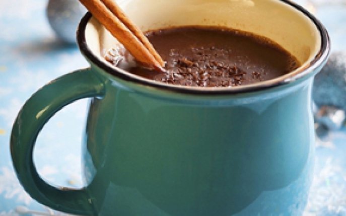 Cum sa faci o ciocolata calda groasa si cremoasa la tine acasa