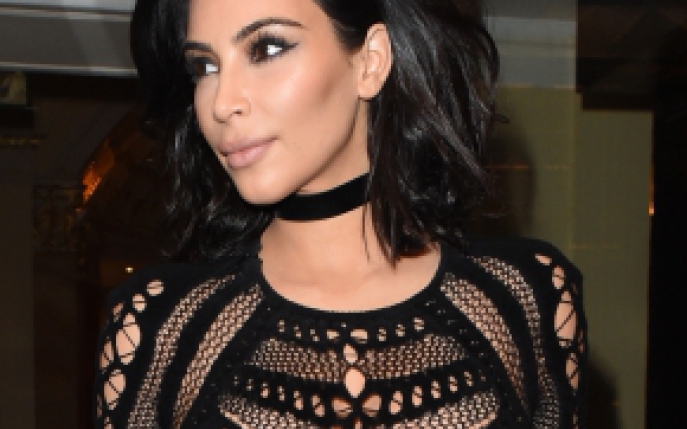 Kim Kardashian si-a schimbat radical look-ul! Nu o sa-ti vina sa crezi cum arata acum! 