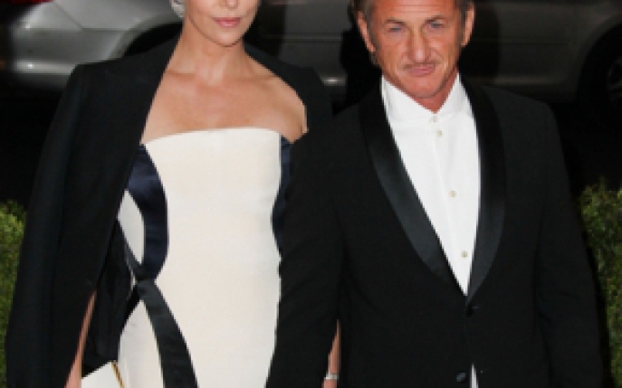 Charlize Theron s-a despartit de Sean Penn
