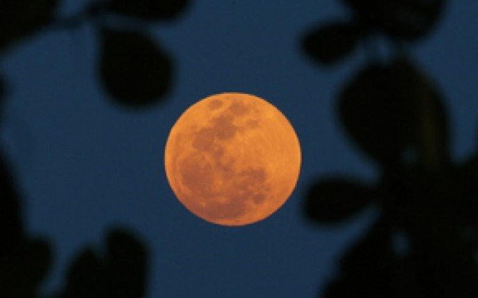 Super Luna si eclipsa totala de Luna 2015. IMAGINI UIMITOARE! 