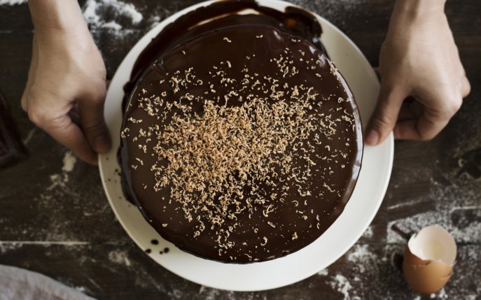 Pregateste un tort absolut delicios cu ciocolata si bere Guinness!