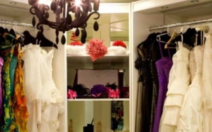 Descopera showroom-ul Cosmina Englizian Couture