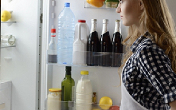 Afla daca ai alimente expirate la rece: cat ai voie sa tii diverse produse la frigider si congelator