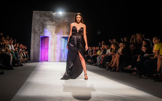 Feeric Fashion Week transformă Sibiul într-o uriașă pasarelă de modă