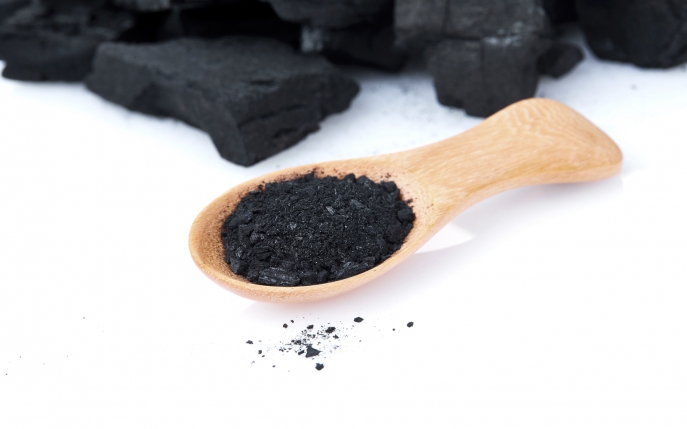 Gătitul cu cărbune activ, noul trend din bucătărie?