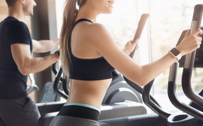 Fii în formă fără mari eforturi! 4 exerciții fizice ușoare, care dau rezultate rapid!