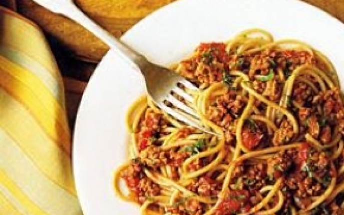 Spaghete cu carne de vita si arome orientale, la tine in bucatarie!