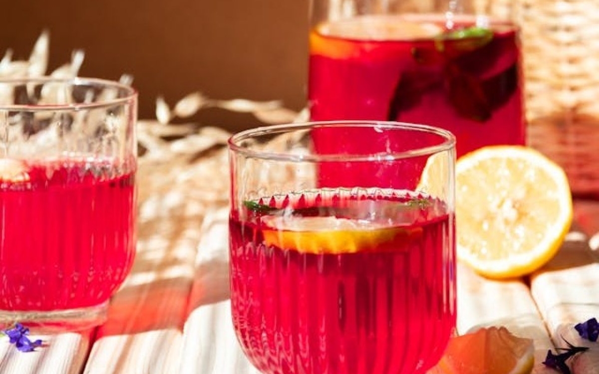 Limonada de hibiscus: cea mai bună rețetă