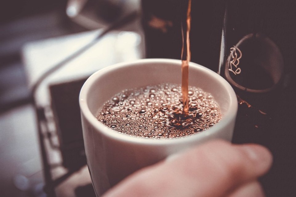 1. Fă-ți propria cafea dimineața