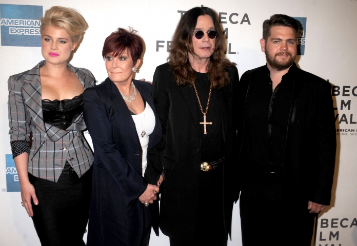 Kelly, Sharon, Ozzy şi Jack Osbourne