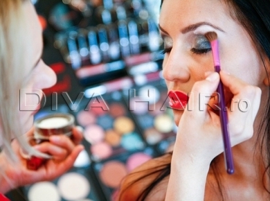 Andreea Nehir Make-up Artist