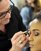 Produsele favorite ale hair-stylistilor si make-up-artistilor internationali