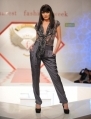 Pantalon conic de satin