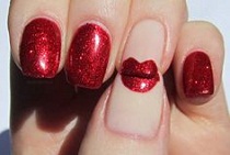 Unghii de Valentine's Day