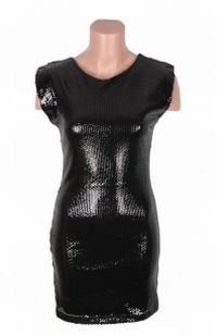 micuta rochie neagra 