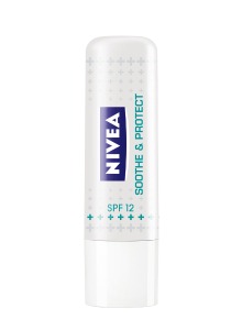  poza Balsam de buze Nivea Sooth&Protect