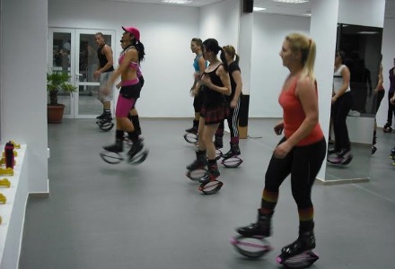 poza kangoo jumps