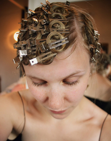 Curls With Foil And Flat Iron Bucle Cu Placa Si Creionul