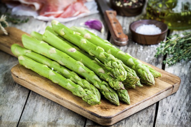 Dieta: 7 legume verzi care te ajuta sa slabesti mai usor - mylift.ro