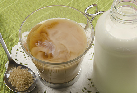 Dieta cu ceai verde și lapte. Slăbești 2 kg pe zi! - Revista Teo