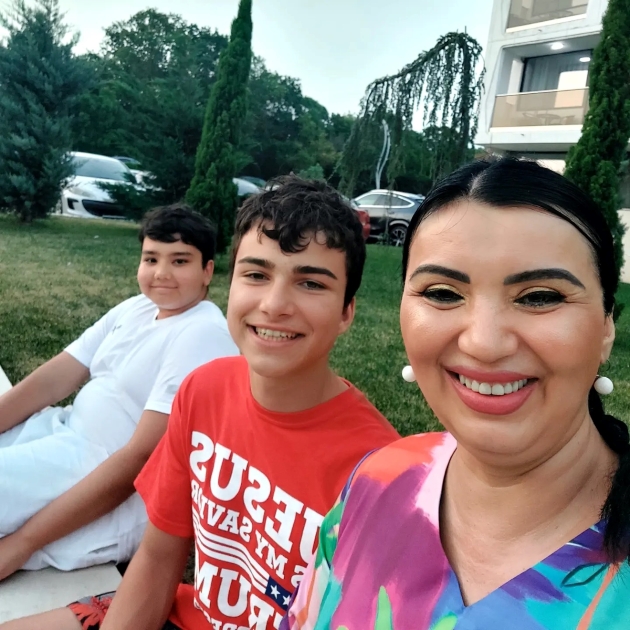 eduard si maximus prigoana alaturi de adriana bahmuteanu