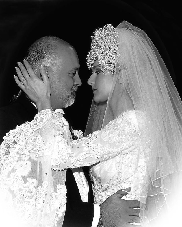 fotografie alb negru de la nunta lui rene angelil cu celine dion in anul 1994