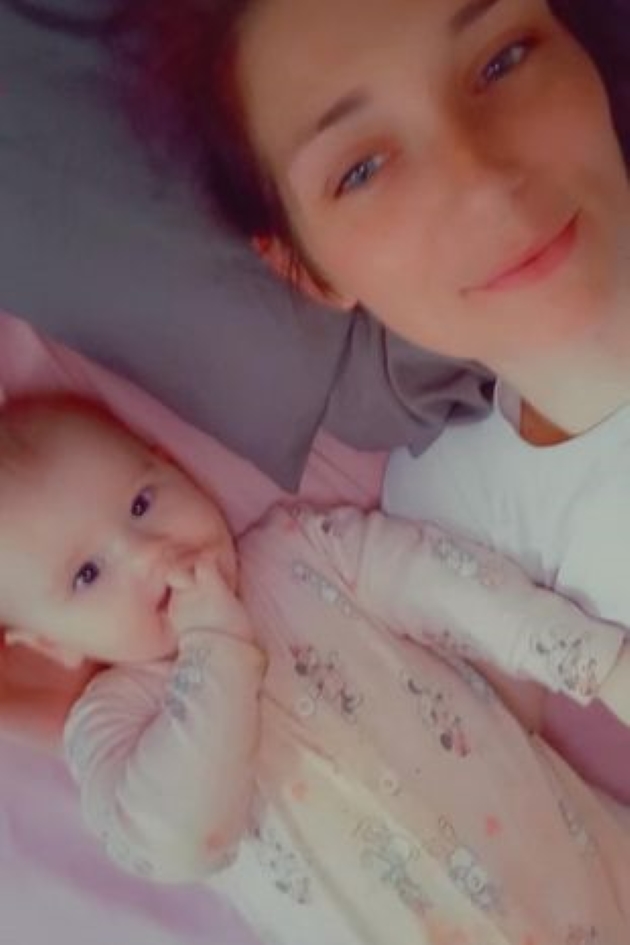 charley jayne law, alaturi de fiica ei