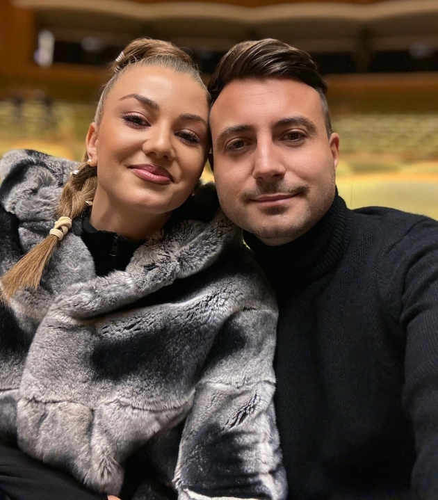 valentin sanfira alaturi de sotia lui, interpreta codruta filip