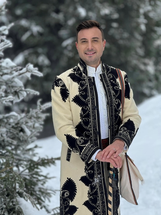 valentin sanfira in port popular iarna