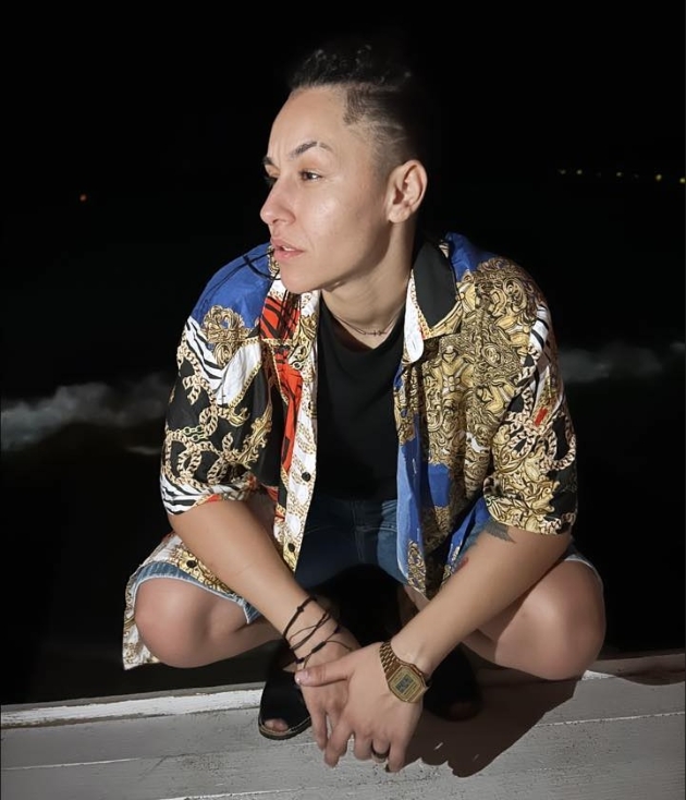 bianca maharu a facut schimbare de sex si acum poarta numele de samy nst