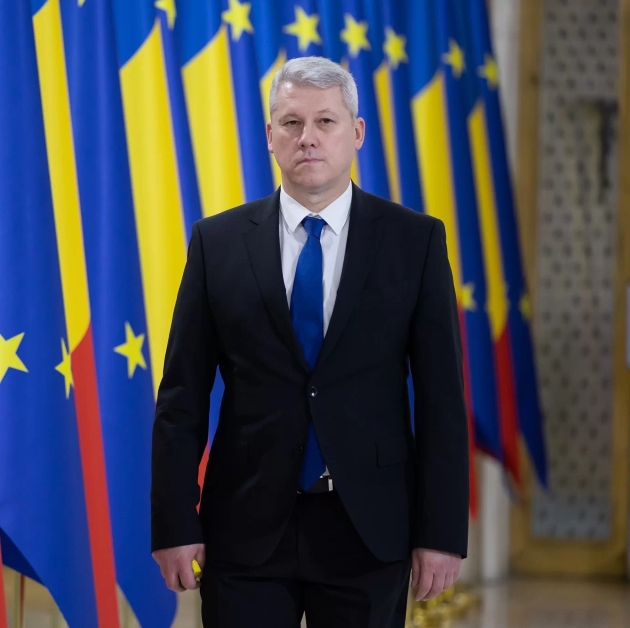 catalin predoiu, noul premier interimar al romaniei numit de catre ilie bolojan