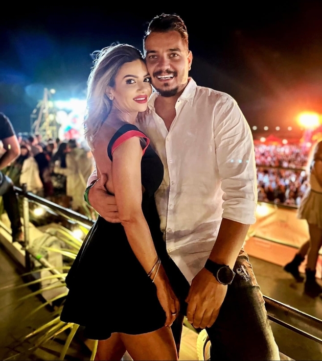 adrian cristea (bursucu) alaturi de sotia lui, andreea cristea