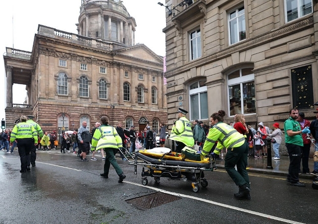 zeci de oameni raniti la incidentul din liverpool. martorii au facut declaratii socante