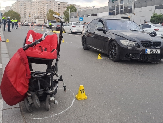 imagine cu accidentul din berceni carucior rosu de copil