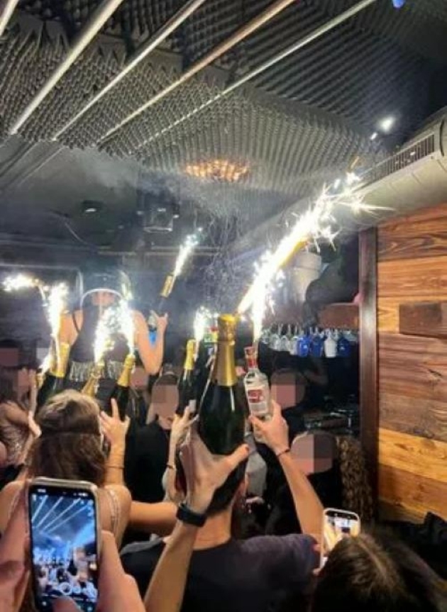 imagine din crans-montana surprinsa inainte de tragedie artificii tavan aprins