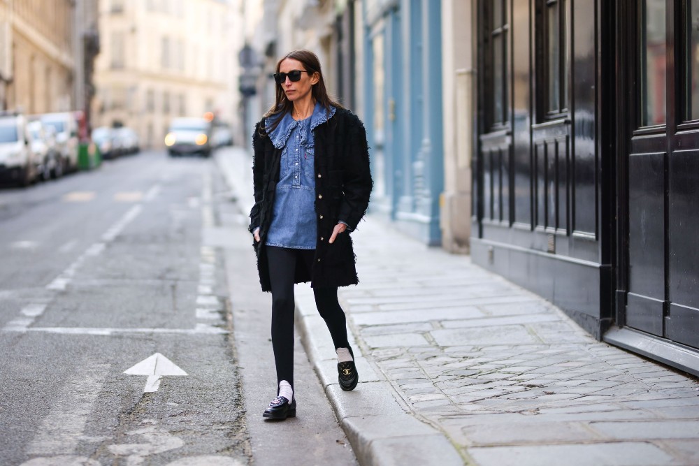 Street Style - Paris Fashion Week Womenswear Toamnă/Iarnă 2021/2022