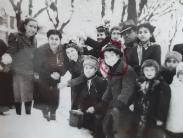 Imagine cu Ion Dichiseanu cu alt grup de copii din 1944 în Austria