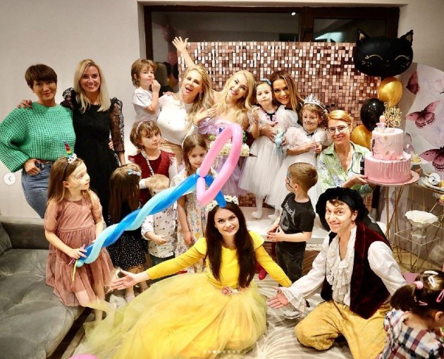 Imagine cu Andreea Bălan și invitații de la ziua fiicei sale Clara Maria, 2022