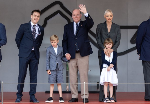 Imagine cu Louis Ducruet, Prințul Jacques Prințul Alberts de Monaco, Prințesa Charlene de Monaco și Prințesa Gabriella la Monaco E-Prix - 30 aprilie 2022 
