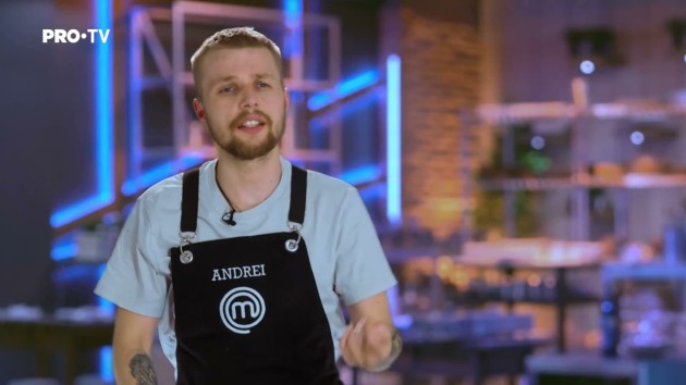 Imagine cu Andrei Klabacs în timpul emisiunii Masterchef